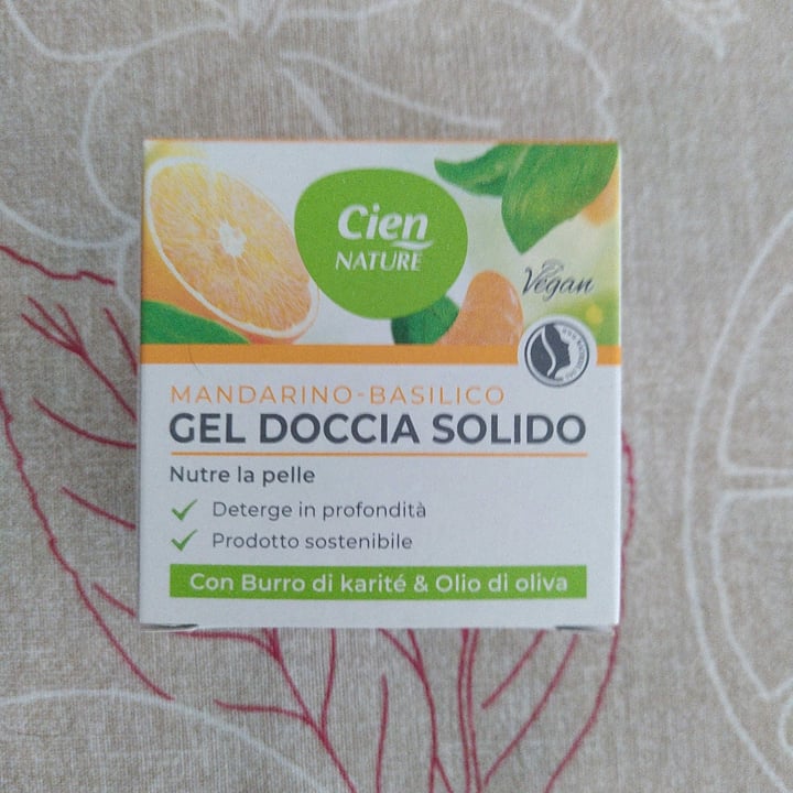 photo of Cien nature Gel doccia solido mandarino e basilico shared by @spegor on  02 Jun 2022 - review