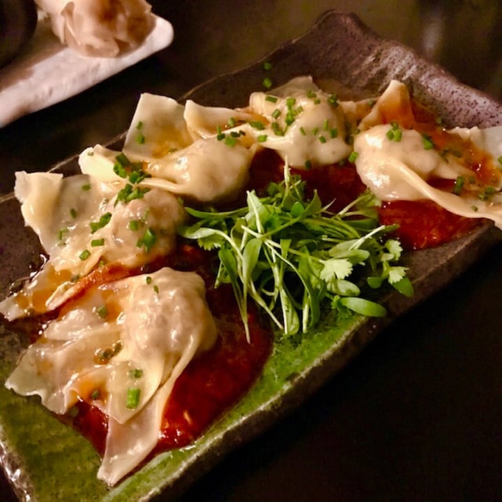 photo of Ichiza Kitchen (Temporarily Closed) Chili Oil Wontons shared by @pdxveg on  05 Feb 2020 - review