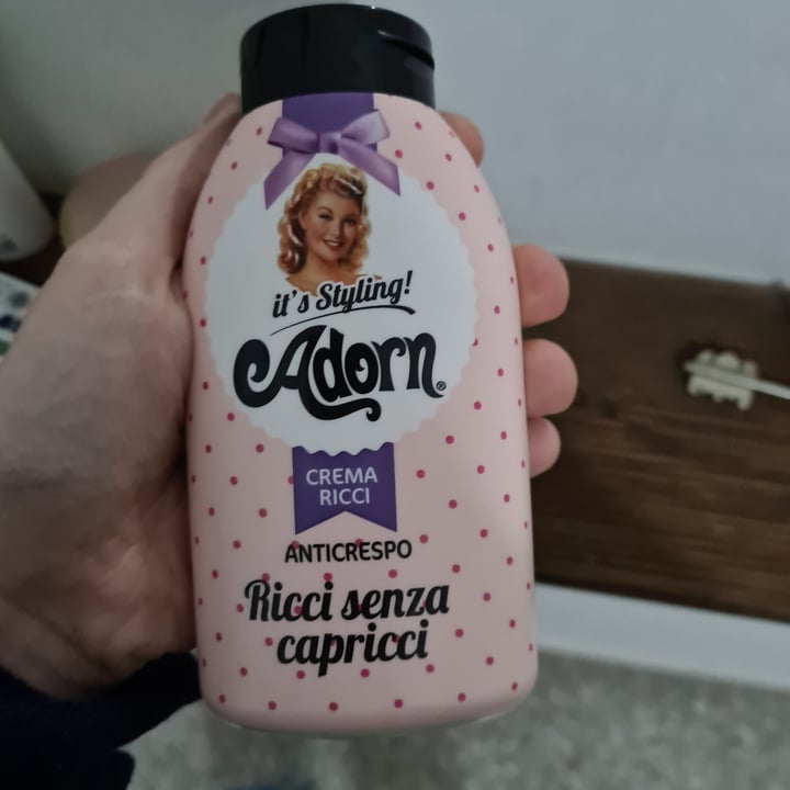 review photo of Adorn cosmetics Ricci senza capricci shared by @marstr on 13 Apr 2022 - review