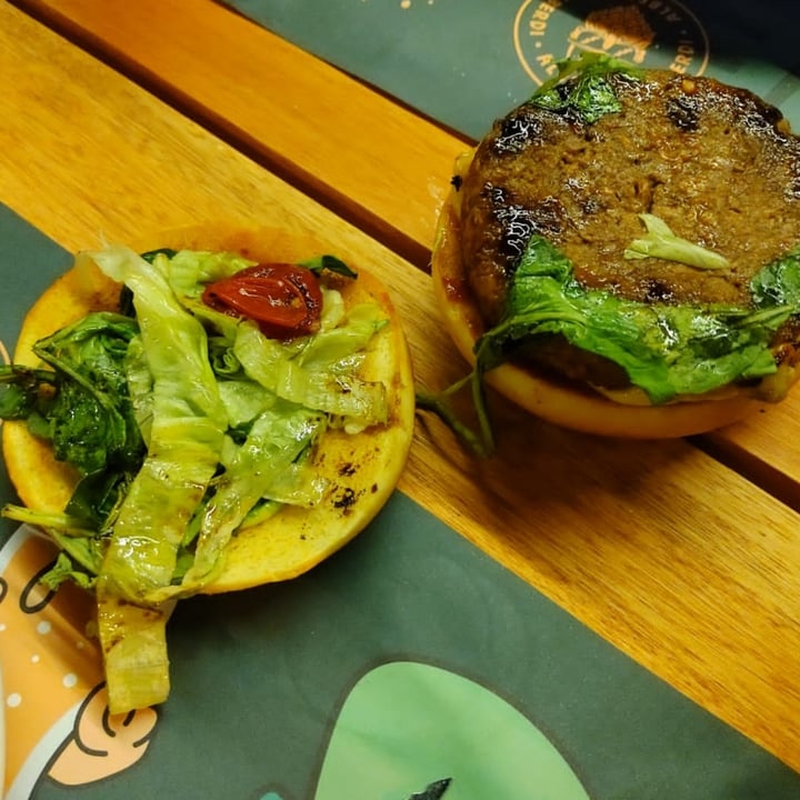review photo of Cosme Cerveceria Alberdi Hamburguesa Veggie shared by @rochisar on 14 Apr 2022 - review