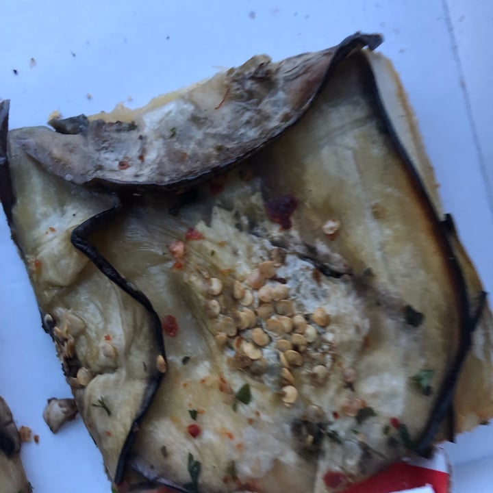 review photo of Alice Pizza pizza rossa con melanzane piccanti shared by @teresamoretti on 08 Sep 2022 - review