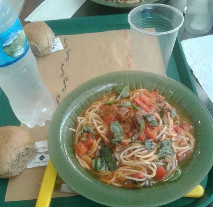 photo of ON WOK Spaghetti con salsa y vegetales shared by @ximena on  02 Aug 2019 - review