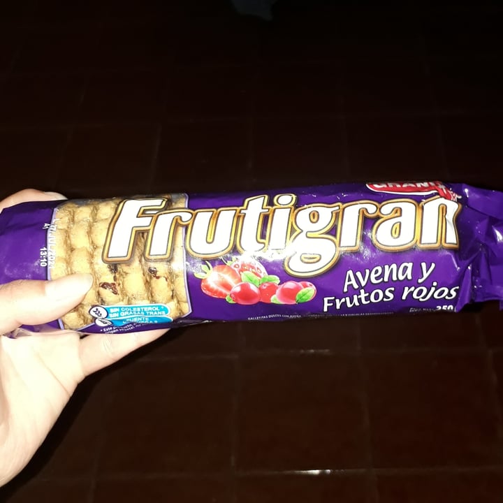 review photo of Granix Frutigran Avena y Frutos Rojos shared by @yardenrused on 05 Dec 2020 - review