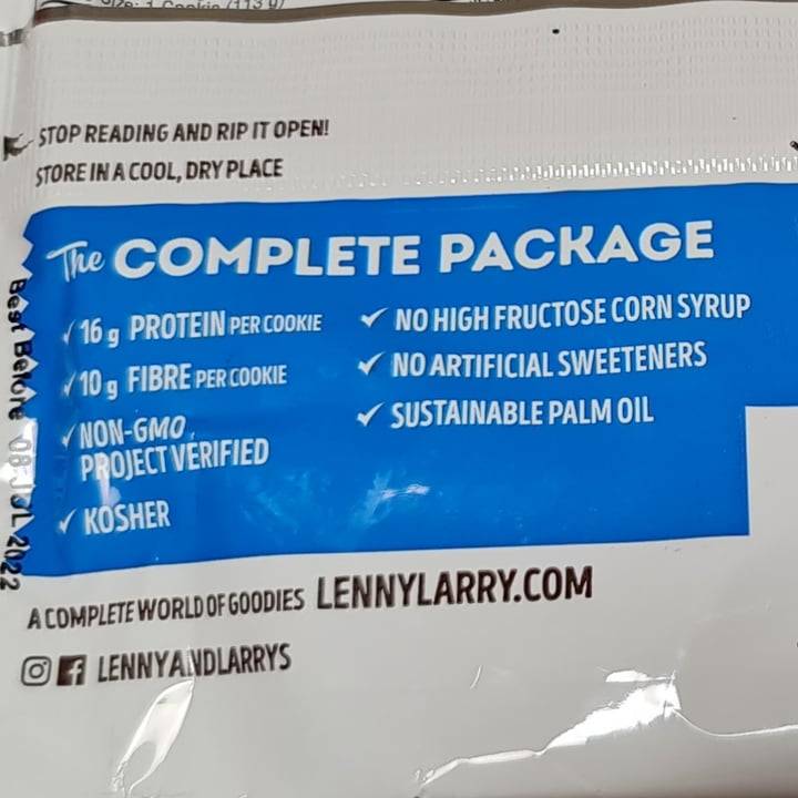 photo of Lenny & Larry’s The Complete Cookie Chocolate Chip shared by @savetheworldwithkim on  10 Feb 2022 - review
