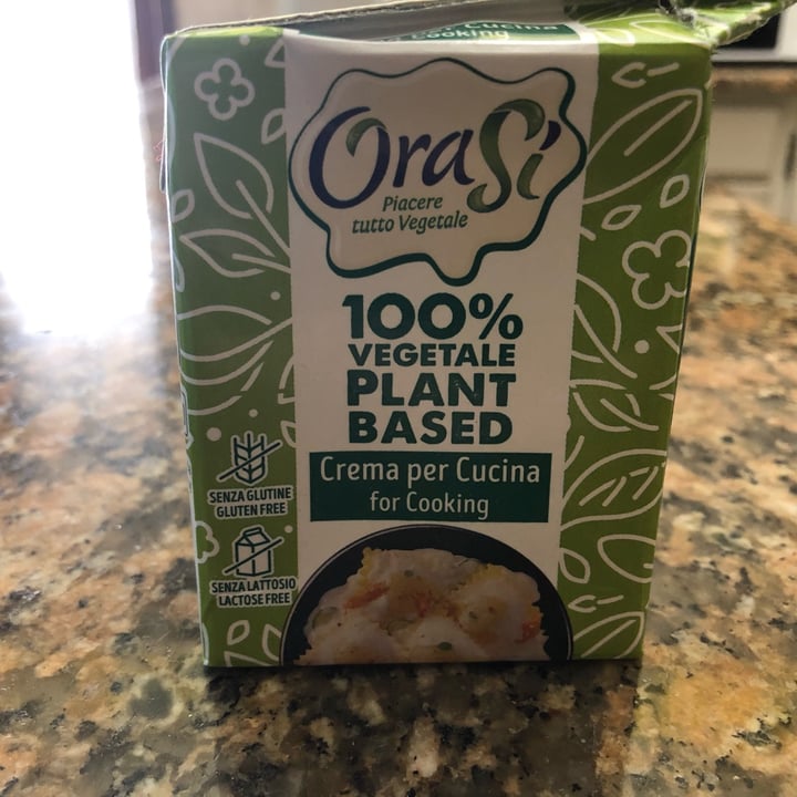 photo of OraSí 100% plant based Crema per cucinare shared by @aikaetobi on  10 Jan 2022 - review