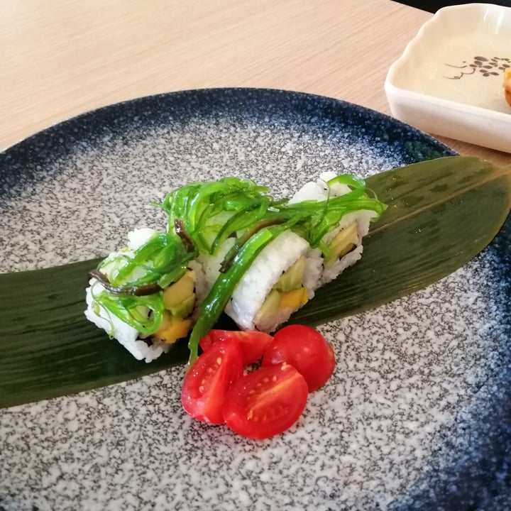 photo of SushiKing Uramaki con verdure shared by @themagator18 on  27 Jun 2022 - review