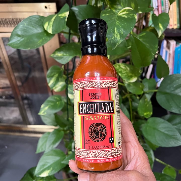 photo of Trader Joe's Enchilada Sauce shared by @manjugarg on  19 Dec 2021 - review