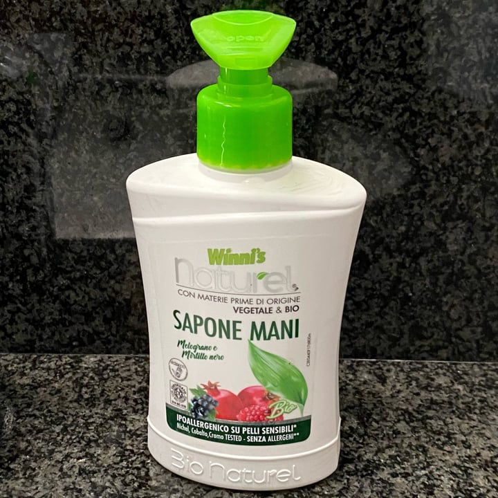 photo of Winni's Sapone mani Melograno shared by @clara1999 on  28 Mar 2022 - review