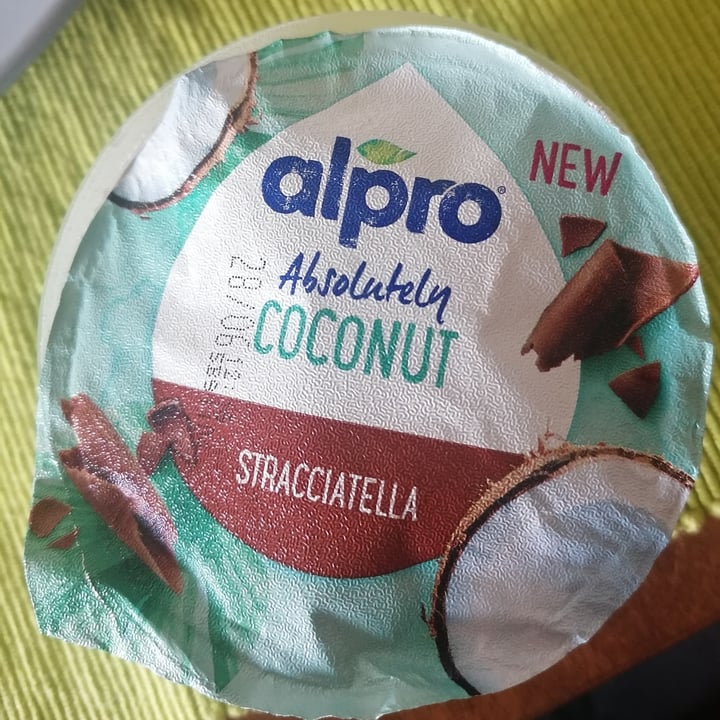 photo of Alpro Absolutely Coconut STRACCIATELLA shared by @cami0202 on  06 Jun 2022 - review