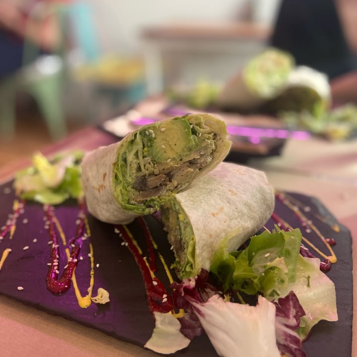 photo of Sanissimo Opera Wrap De No Pollo shared by @batips on  24 Oct 2021 - review