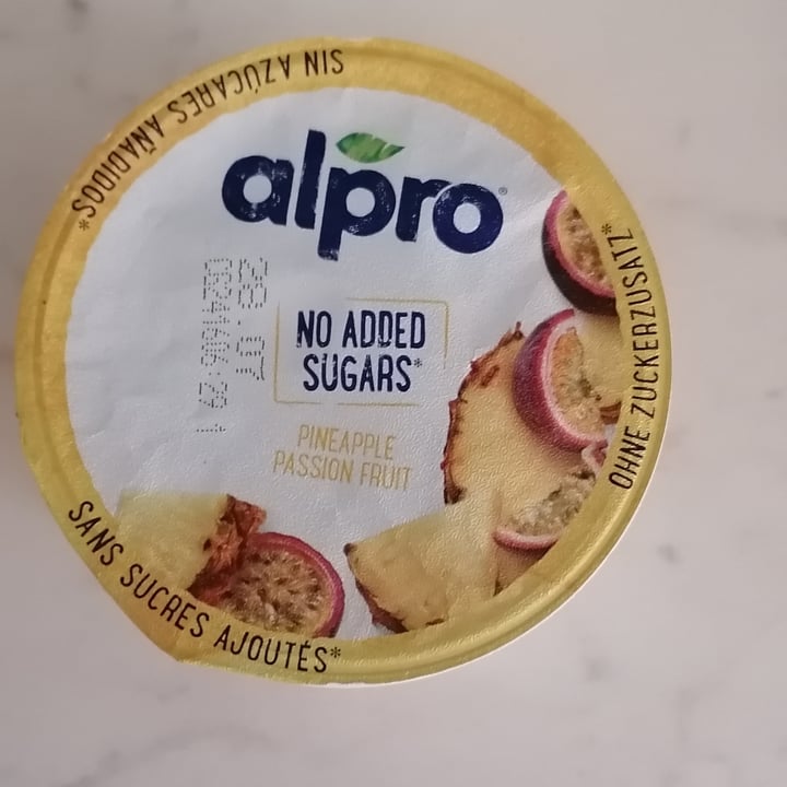 photo of Alpro Ananas Fruit Passion Yogurt shared by @clarissapr on  05 Jul 2022 - review