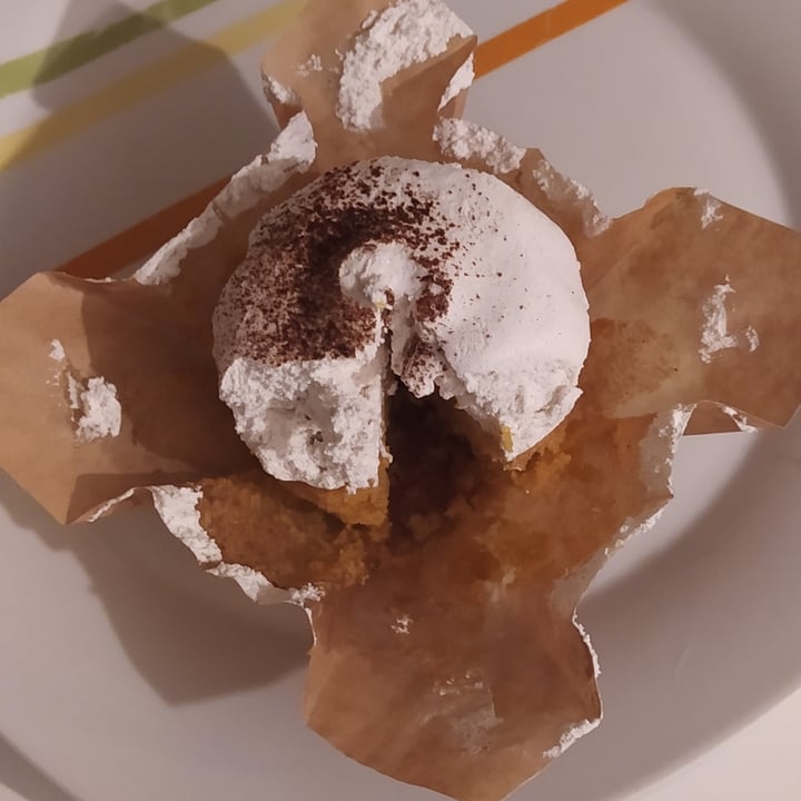 photo of Dolce&Vegana enjoy ethically Cupcake de calabaza shared by @h3lena on  25 Nov 2022 - review