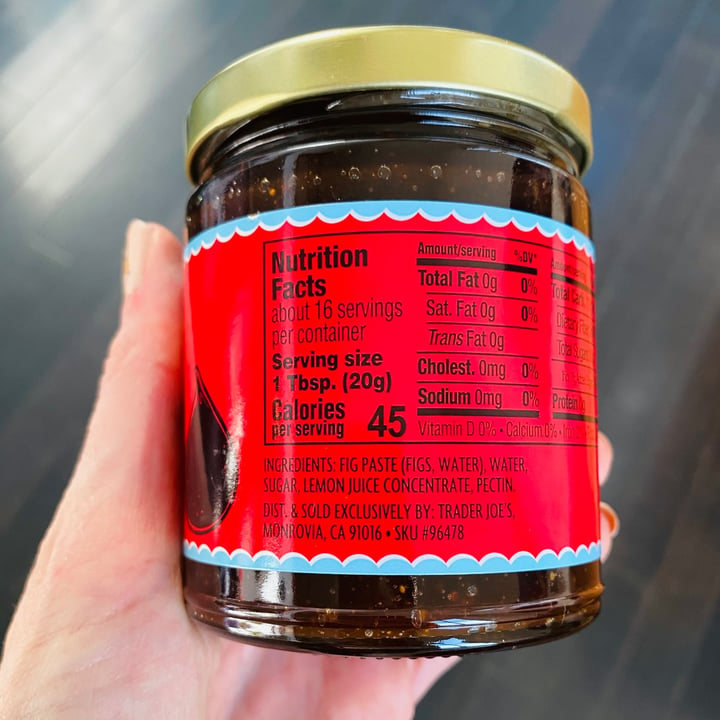 photo of Trader Joe's Fig butter shared by @beckyyy on  13 Jul 2021 - review
