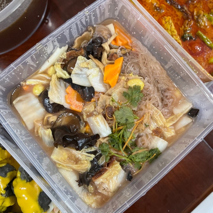 review photo of New Fut Kai Vegetarian Restaurant Nonya chap chye shared by @yvonnengmh on 06 Jul 2022 - review