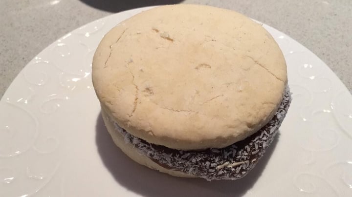 photo of Vica (Delivery Only) Alfajor de maicena shared by @chanli on  03 Aug 2019 - review