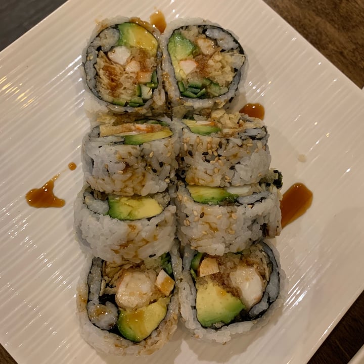 photo of Tenon Vegan Sushi Super Crunchy Roll shared by @annacres on  20 Feb 2022 - review