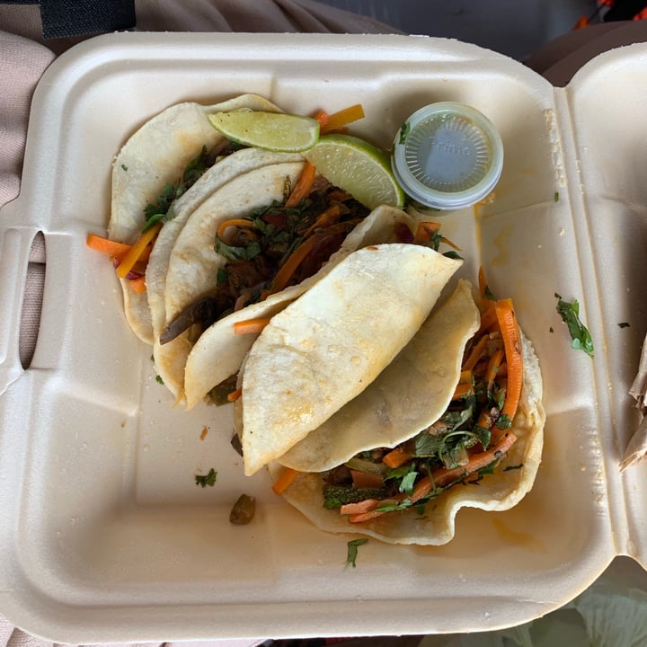 photo of BaoVegan Tacos veganos shared by @jviv98 on  31 Aug 2021 - review