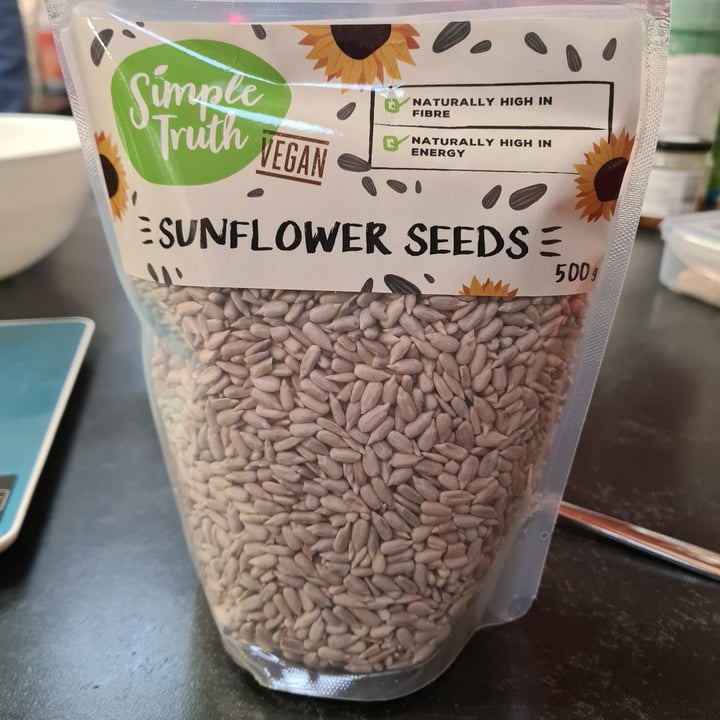 photo of Simple Truth Sunflower seeds shared by @veronicagroen on  21 Jul 2022 - review