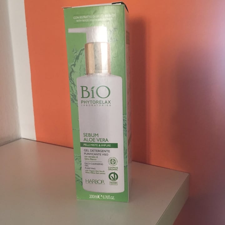 photo of Phytorelax Gel Detergente Purificante Viso shared by @manumanuz on  13 Apr 2021 - review