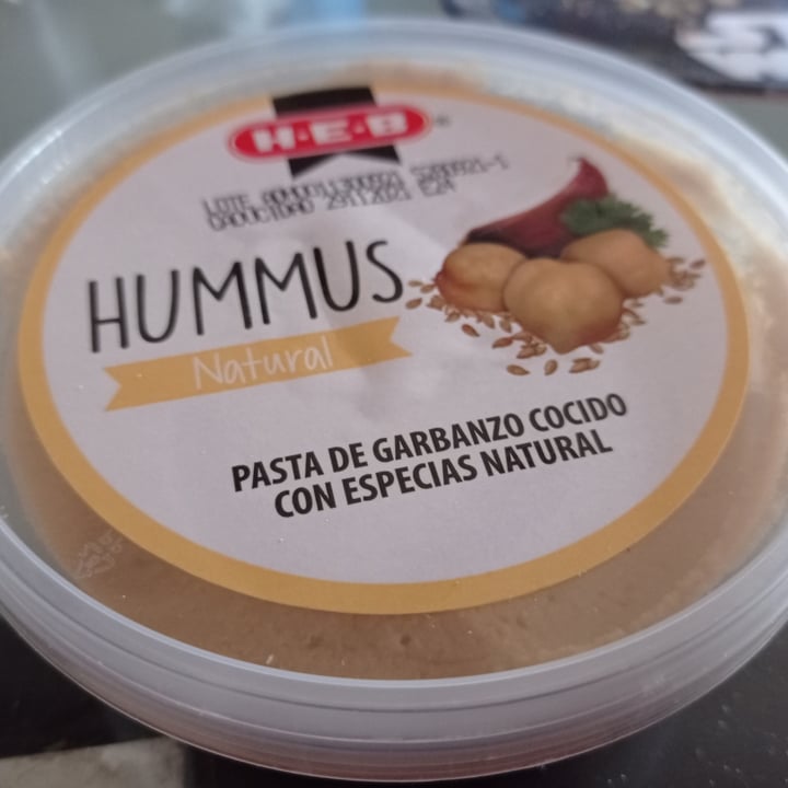 photo of H-E-B Hummus Natural shared by @bettyska on  23 Nov 2021 - review