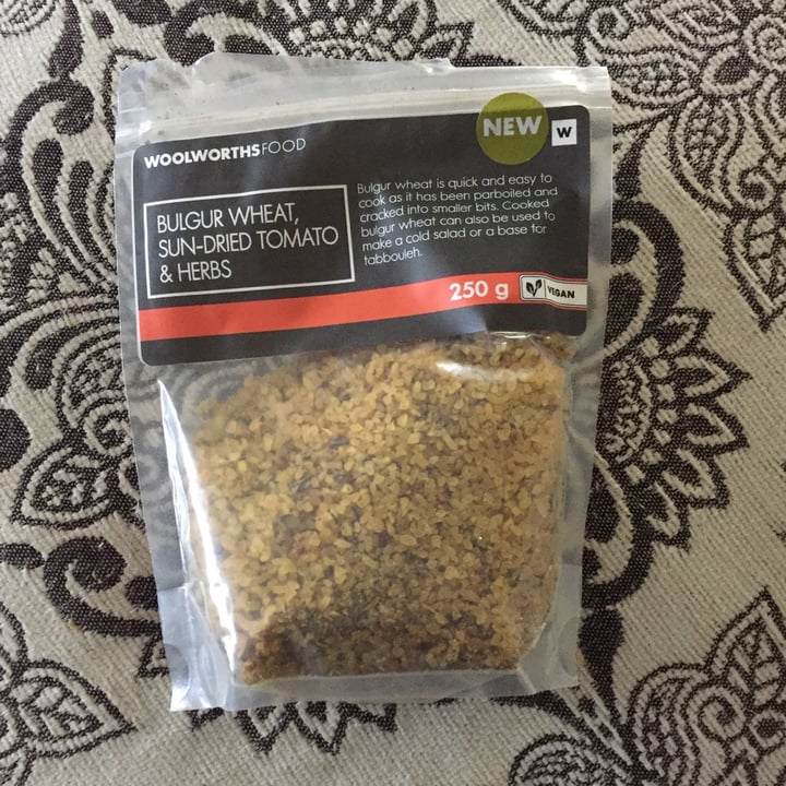 photo of Woolworths Food Bulgur Wheat, Sundried Tomatoes and Herbs shared by @samantha2smith on  15 Dec 2021 - review