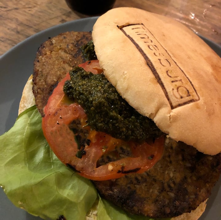 review photo of Timesburg Les Corts Veggie Burguer shared by @svaretb on 09 Sep 2020 - review