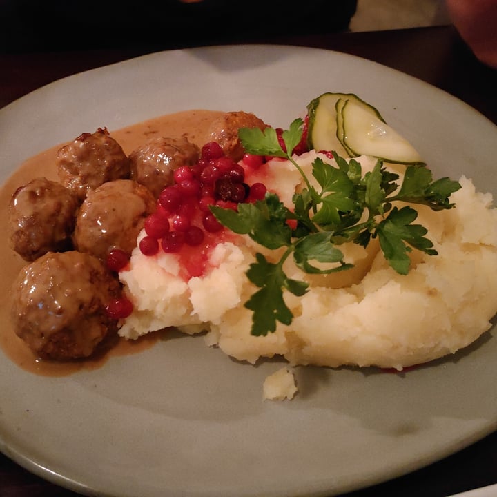 photo of Verte Swedish Meatballs shared by @gingerj on  26 Aug 2022 - review