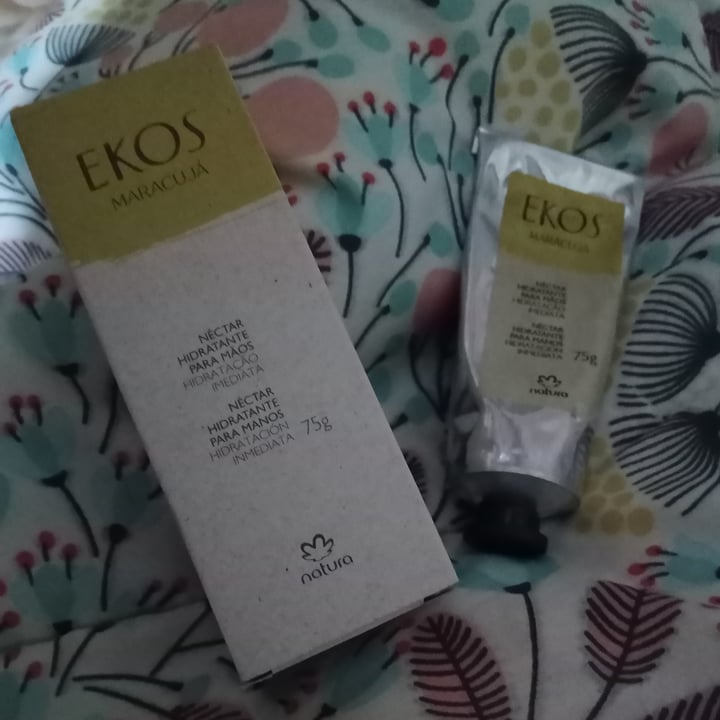 photo of Ekos personal care Crema mani shared by @mdulce on  28 May 2022 - review