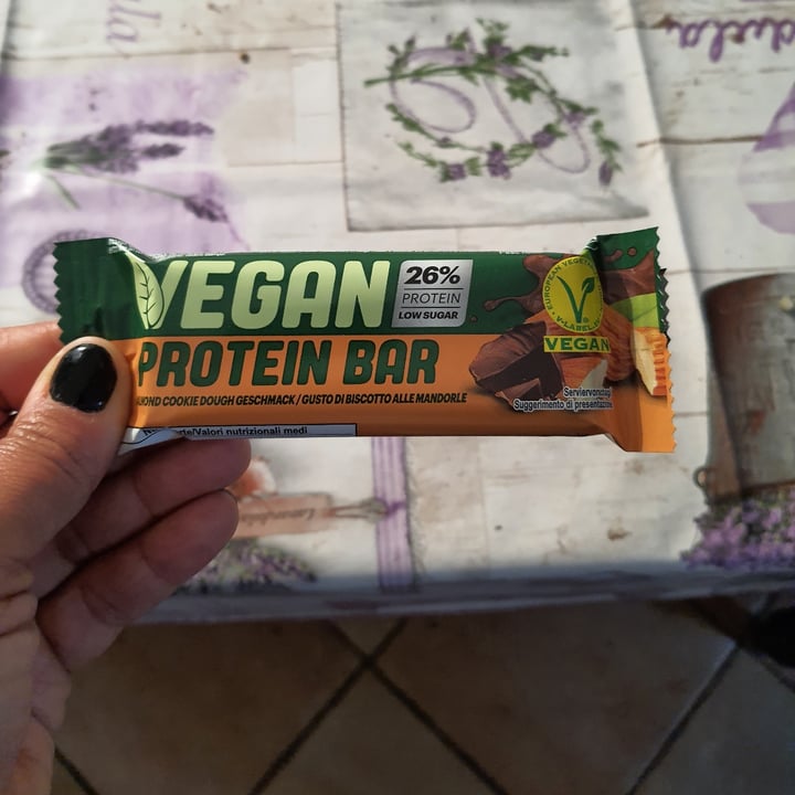 photo of Vegan Protein Bar  Almond Cookie Dough Geschmack / Gusto Di Biscotto Alle Mandorle shared by @janaina on  13 Oct 2022 - review