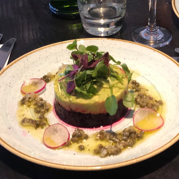 review photo of The Gate Marylebone Avocado & Beetroot Tartare shared by @leosa on 06 Aug 2021 - review