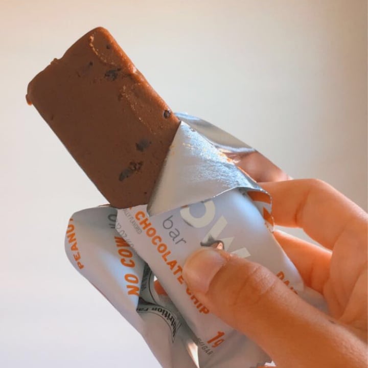 photo of No Cow Peanut Butter Chocolate Chip Bar shared by @crazymoni5 on  12 Aug 2020 - review