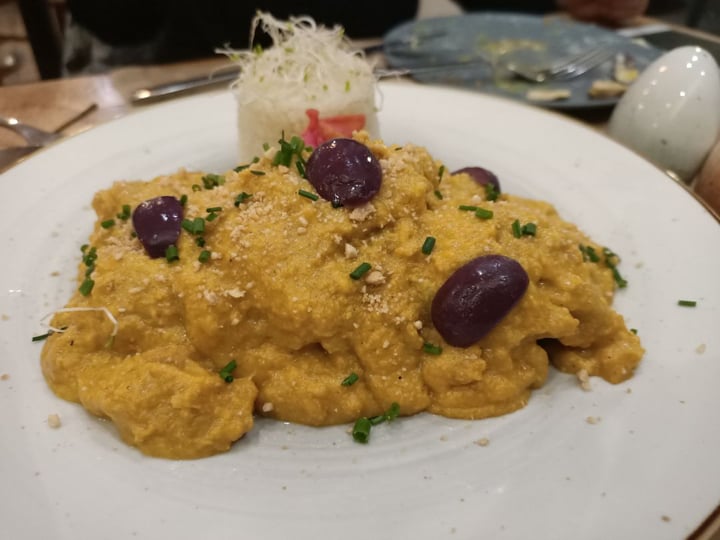 photo of Apus Vegan Ají A La Gallina shared by @hannahveganamadrid on  06 Mar 2020 - review