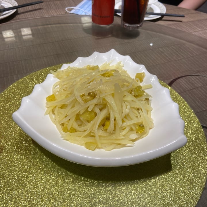 photo of 成都Chengdu Spicy and Sour Shredded Potato shared by @dafnelately on  28 Apr 2022 - review