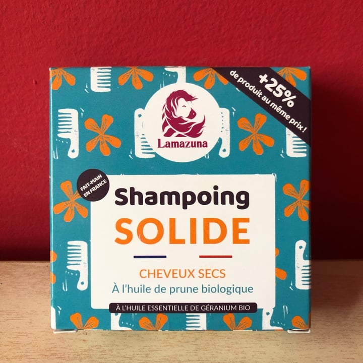 photo of Lamazuna Shampoo  Solido  Cheveux Secs shared by @starvegan on  30 Jul 2022 - review