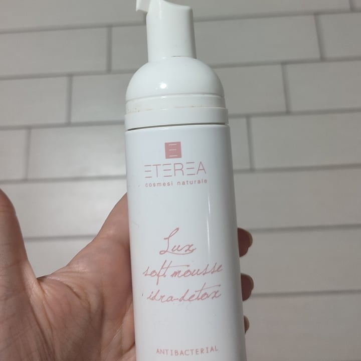 review photo of Eterea Cosmesi Lux soft mousse shared by @lotusflowers on 21 Sep 2021 - review