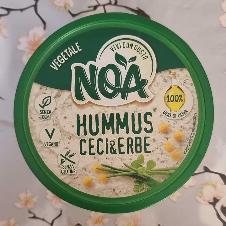 photo of Noa Hummus Ceci & Erbe shared by @asmodexia on  01 May 2022 - review