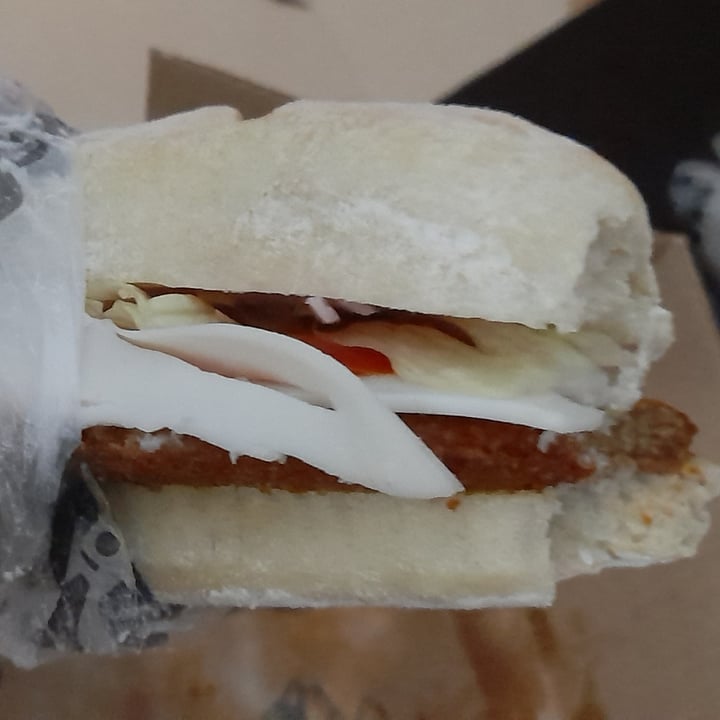 review photo of Red Frog Beer House Seitanesa con papas shared by @camubargados on 30 Apr 2022 - review