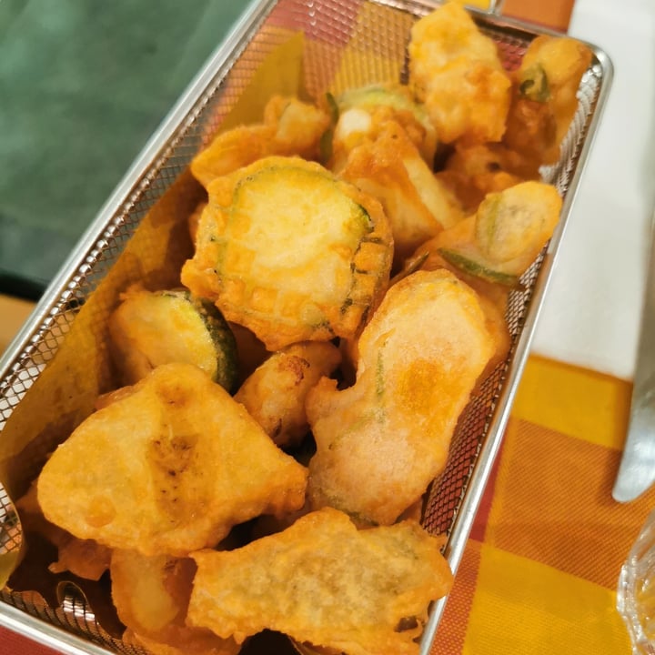 photo of Trattoria Vegetale - Antonio Chiodi Latini Fritto misto shared by @posataverde on  12 Aug 2022 - review