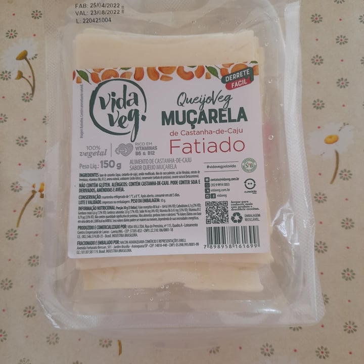 photo of Vida Veg Queijo muçarela em fatias shared by @rosemorais on  11 May 2022 - review