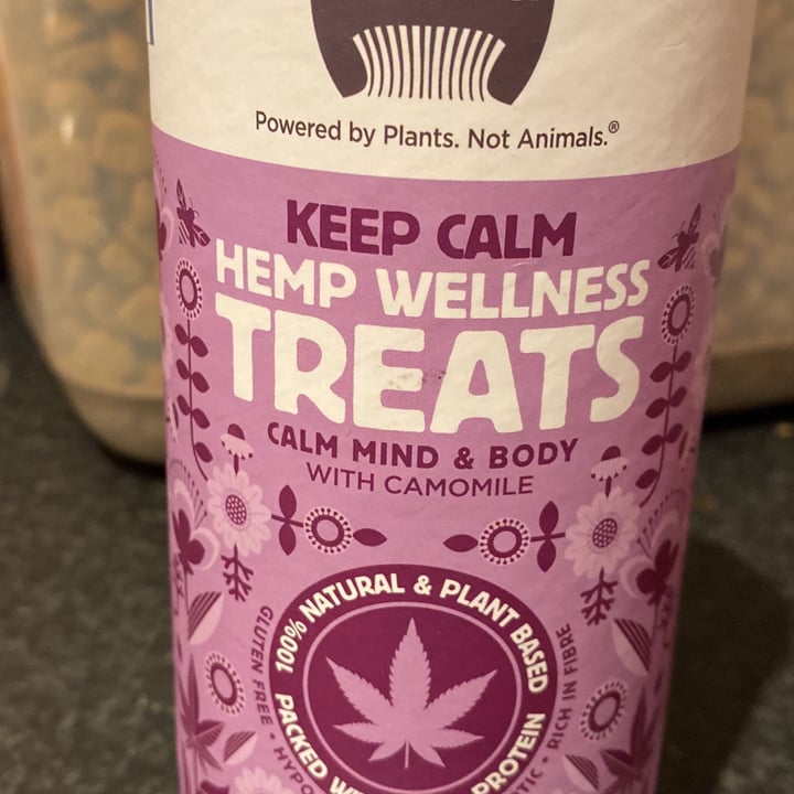 photo of Hownd Treats Hemp Wellness shared by @elcar on  18 Oct 2022 - review