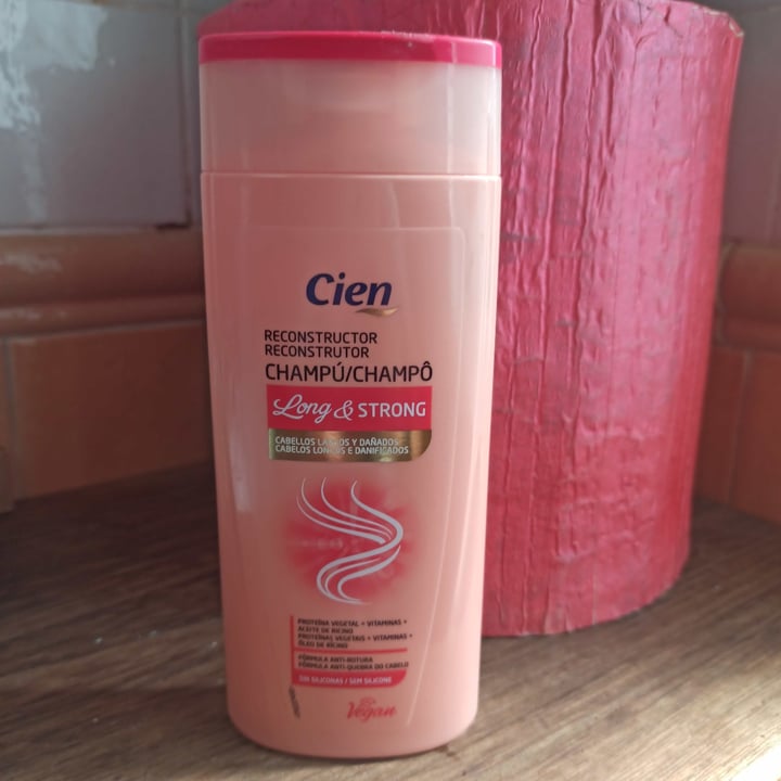 photo of Cien Champú Reconstructor shared by @mercecastro on  21 Aug 2021 - review