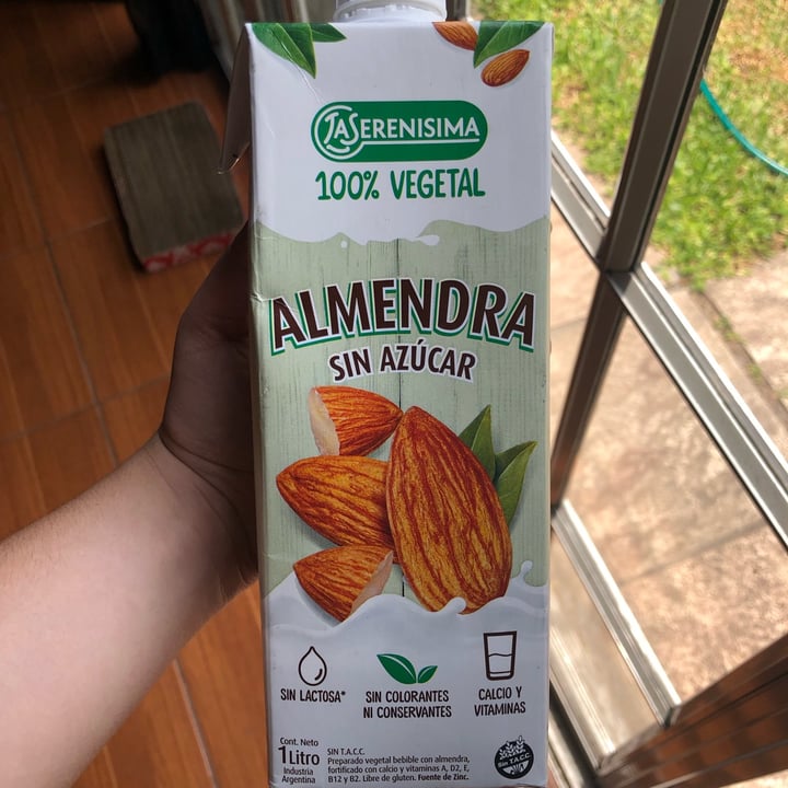 photo of La Serenísima Leche de Almendras Sin Azúcar shared by @martuzoe on  30 Dec 2021 - review