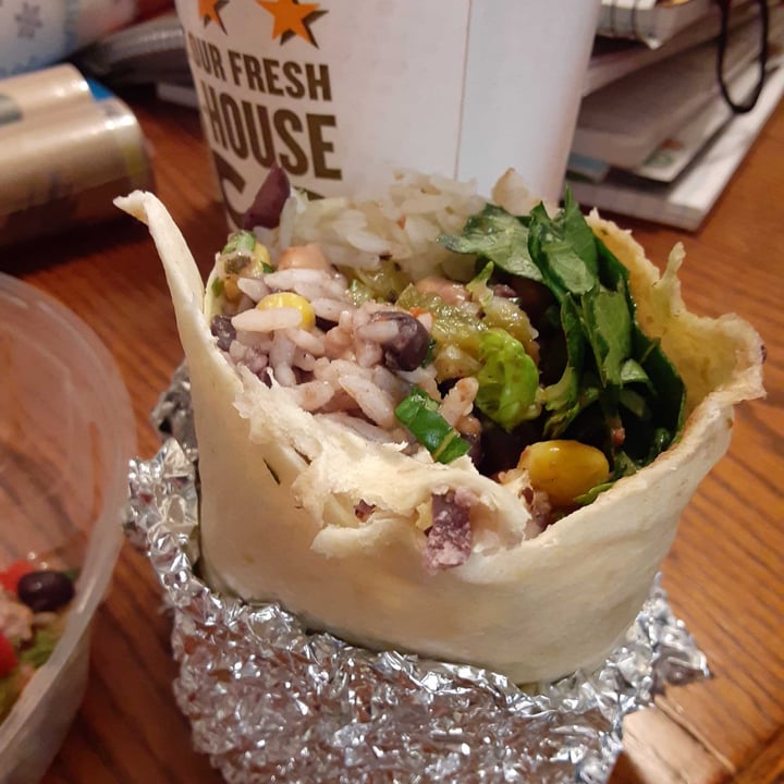 photo of QDOBA Mexican Eats Quedoba Burrito shared by @lilyjarvis on  23 Dec 2020 - review