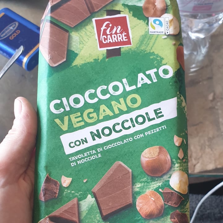 review photo of Fin Carré Cioccolato con nocciole shared by @elettraghilardi on 01 May 2022 - review