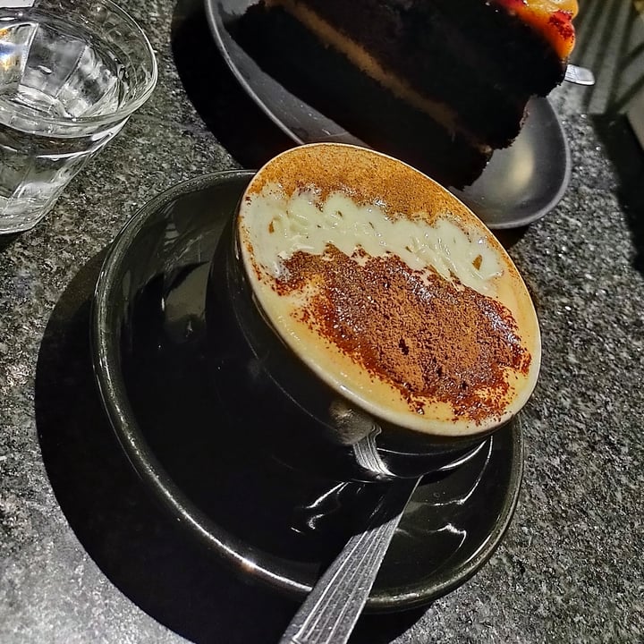 review photo of Charola Cappuccino shared by @biancalesita on 19 Oct 2022 - review