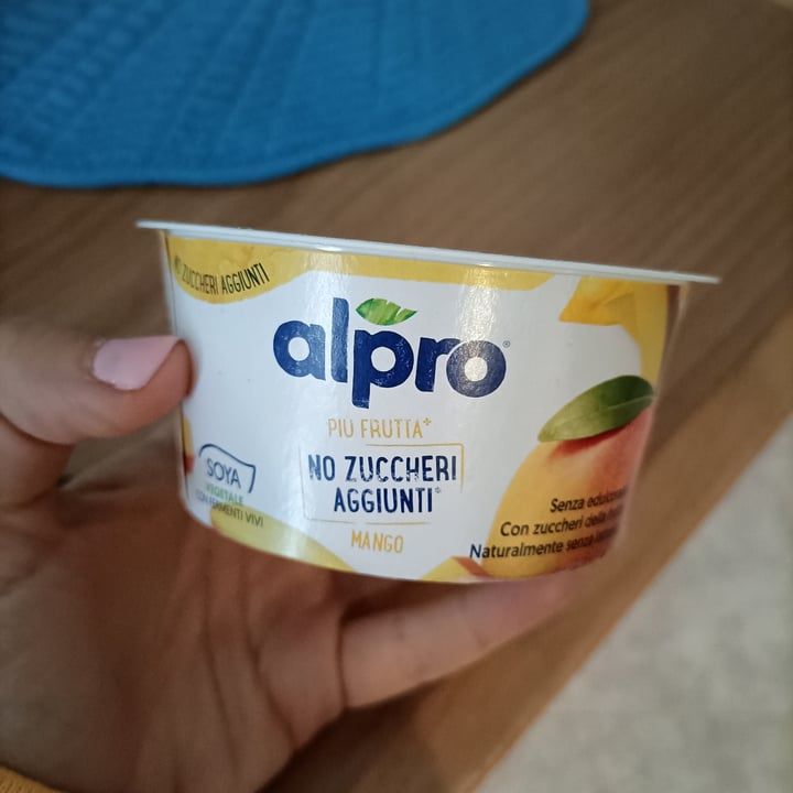 photo of Alpro Mango Yogurt (No Added Sugars) shared by @betto on  08 Apr 2022 - review