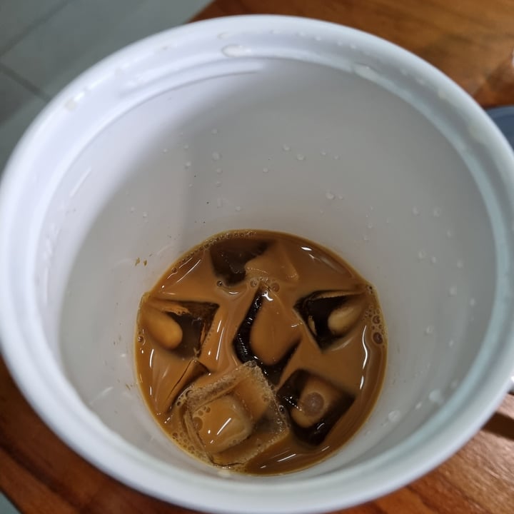 review photo of Puck Provisions Iced White shared by @plantbasedlifestyle on 24 Oct 2022 - review