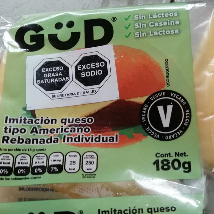review photo of GüD Imitación Queso tipo Americano shared by @solvillasando on 11 Feb 2021 - review