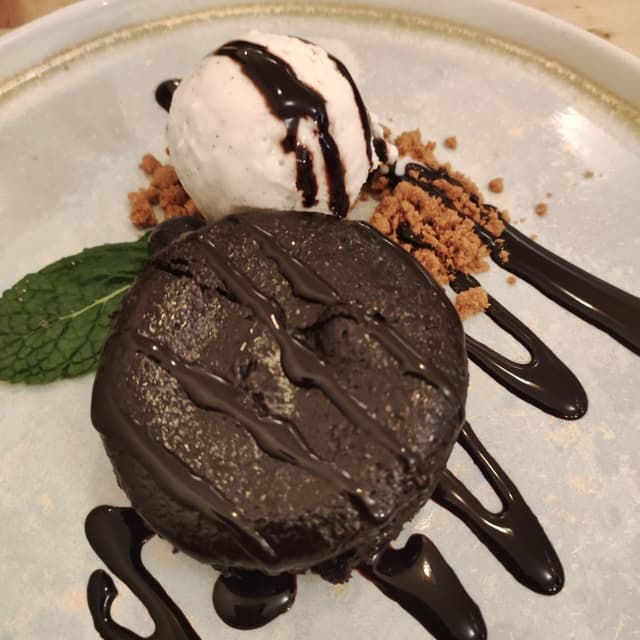 Foto do prato “Coulant De Chocolate”