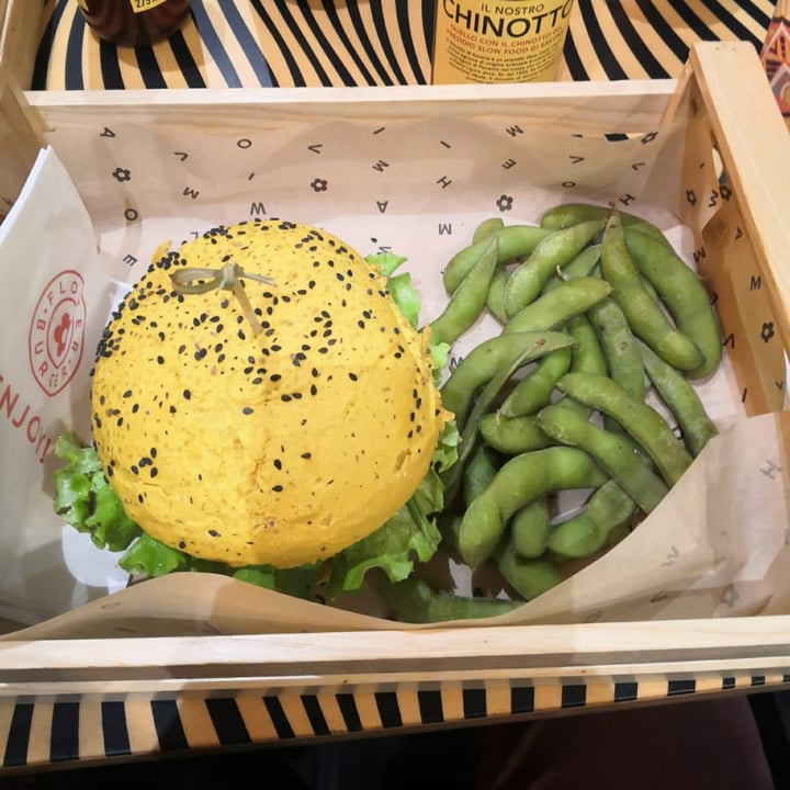 photo of Flower Burger Roma Elf Burger shared by @annamaria0819 on  13 Dec 2021 - review